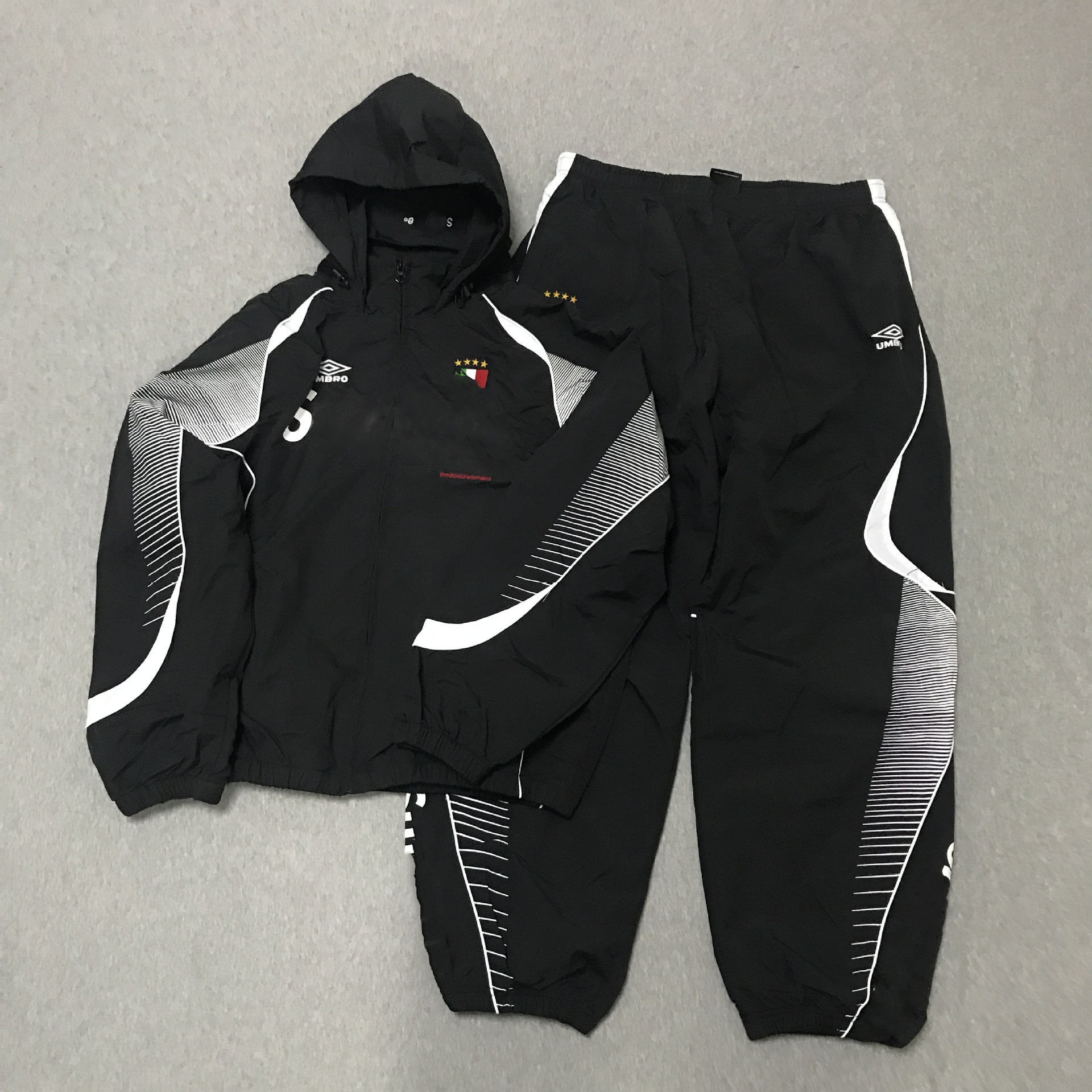 Men's Vintage Racing Tracksuit - Puffer Jacket & Drawstring Joggers - Embroidered Design
