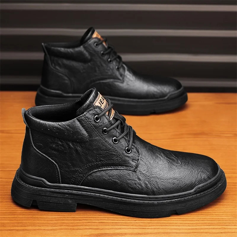 Winter Leather Men Boots With Fur Plus Size 38-46 Daily Fashion Ankle Boots Keep Warm Work Shoes For Men 241216