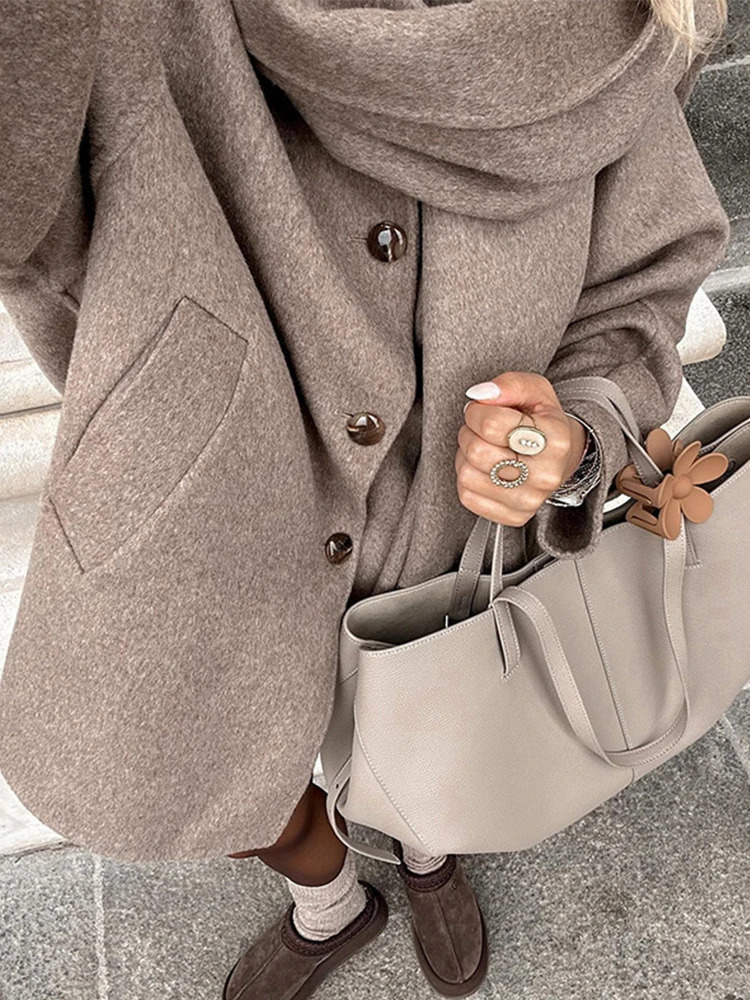 With Scarf Woolen Short Coat Single Breasted Round Neck Autumn Winter Loose Mid-Length French Knitwear Cloak Coat Women Overcoat 241218