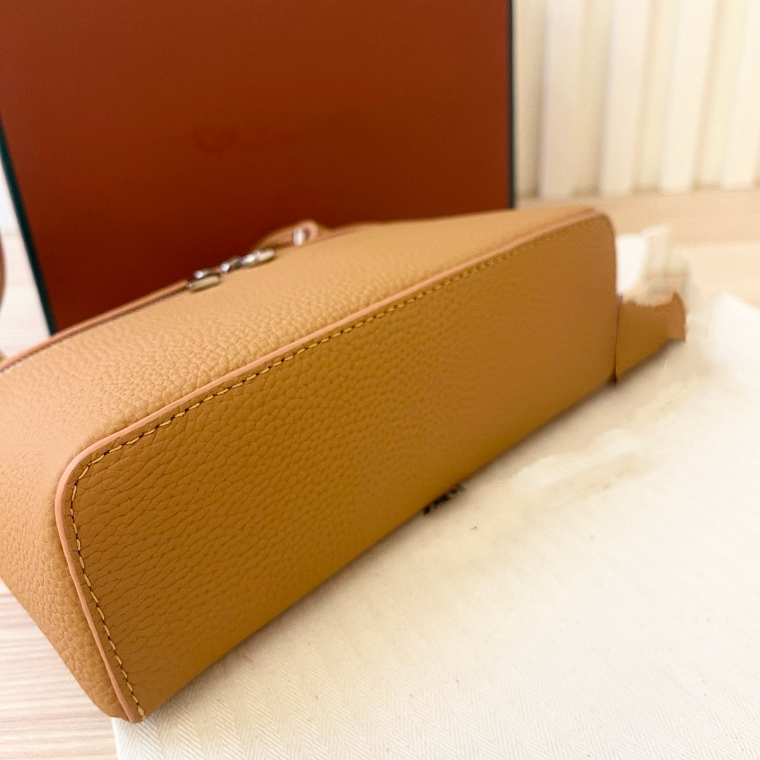 Fashion Lunch Bag Many Colors Premium Package Fashion Shoulder Bag High-end Bags Women Bags