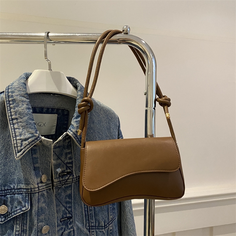 2025 free shipping designer bags Single shoulder diagonal span brown for Ladies' daily versatility