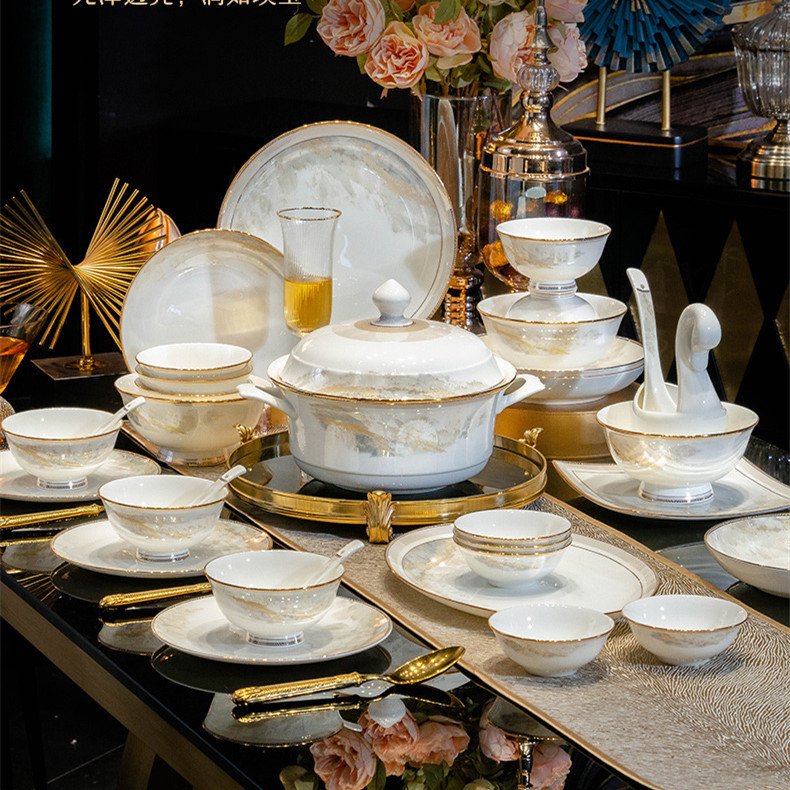 Dinnerware Sets Golden Bone China Dinnerware Set - 62 Piece Ceramic Plates Bowls for Royal Dining H250110