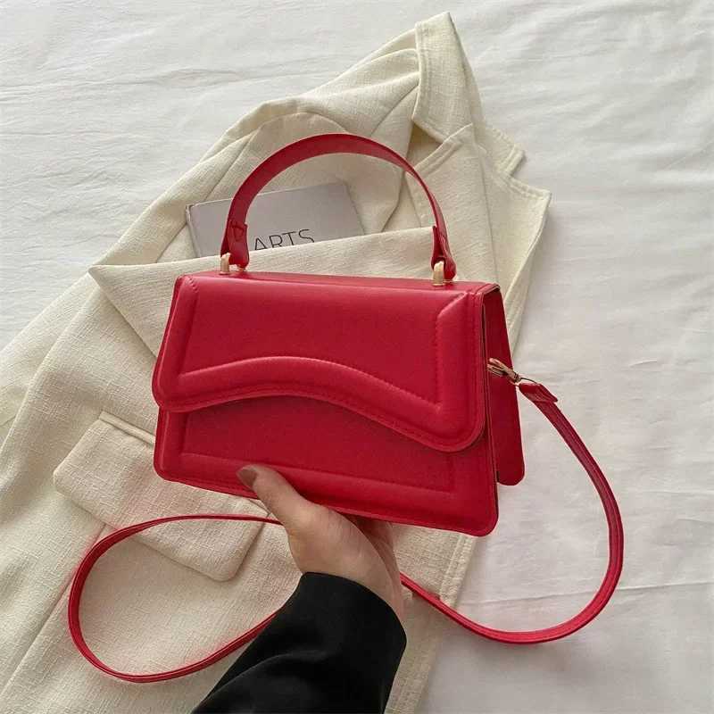 High quality PU leather handbag text bag solid color sole horizontal body bag womens messenger small handbag Y241219