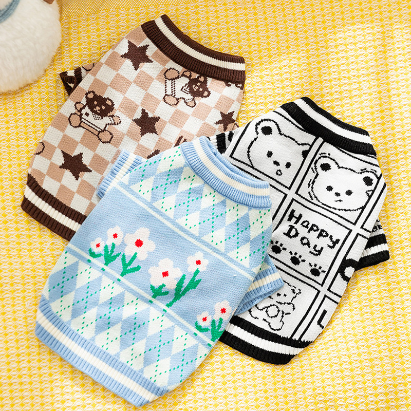 Dog clothes autumn and winter, simple style jacquard knitted sweater, Teddy thicker warm and cozy pet clothes