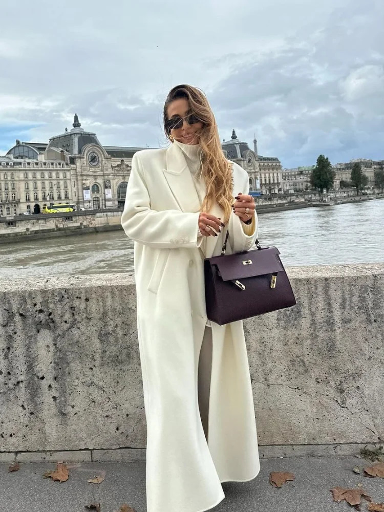 Elegant white collar full sleeved womens wool coat fashionable casual button autumn and winter commuting streetwear 241217