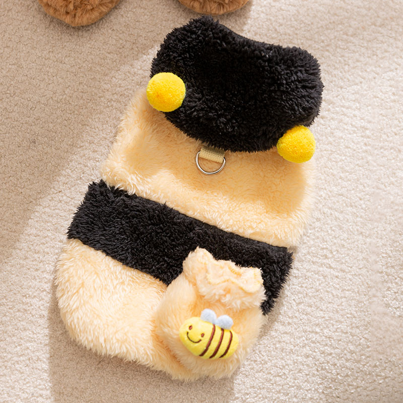 Autumn and winter puppy and dog clothes, cute clothes, thick and warm woolen clothes, small dog and pet dog clothes