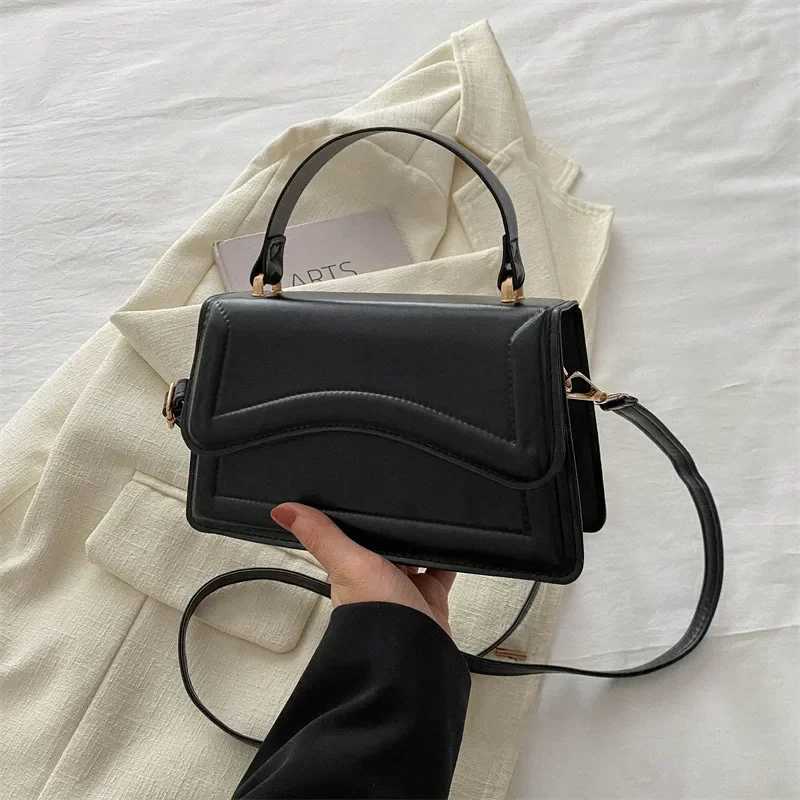 High quality PU leather handbag text bag solid color sole horizontal body bag womens messenger small handbag Y241219