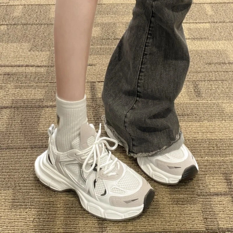 New Dress Casual Sneakers Mesh Lightweight For Women Round Toe Summer Trends Korean Sport Lace-up Tennis Shoes 230710