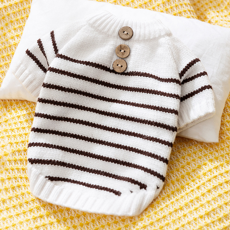 Autumn and winter dog clothes in Ins style, simple striped button sweater,small and medium-sized dog, cat, pet clothes