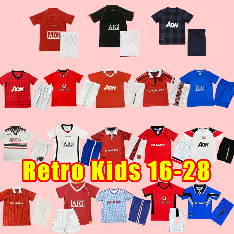 Kids Child Retro Soccer Jerseys Ronaldo Giggs Nani Home Away Scholes Tevez BERBATOV VIDIC Vintage Classic uNitEd manchestees Football shirt enfatns