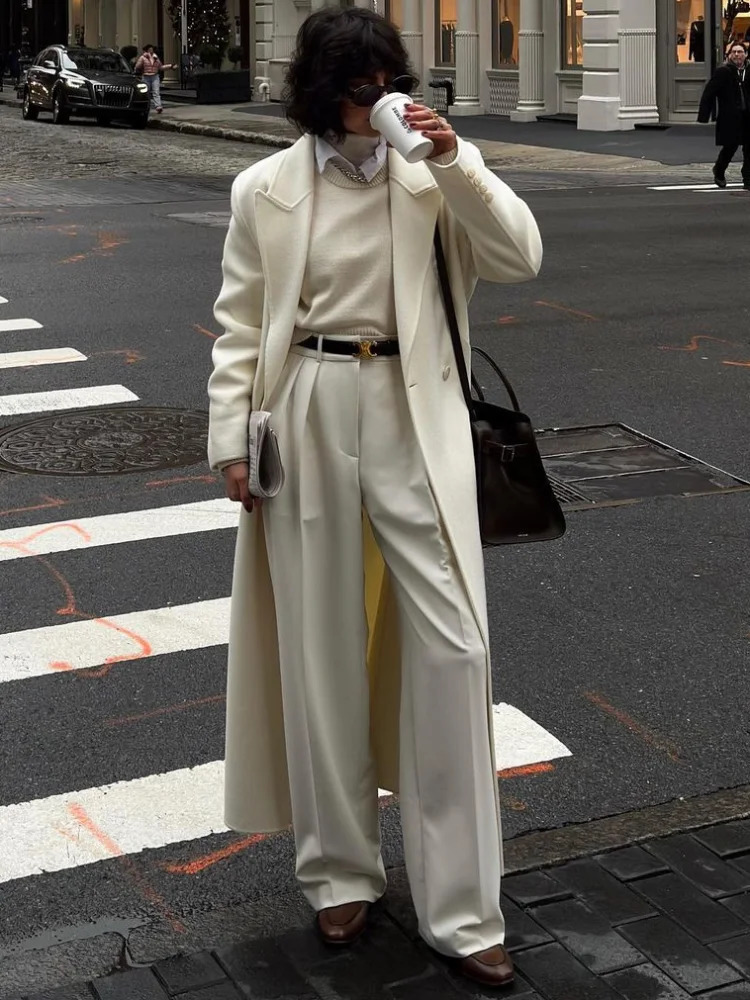 Elegant white collar full sleeved womens wool coat fashionable casual button autumn and winter commuting streetwear 241217