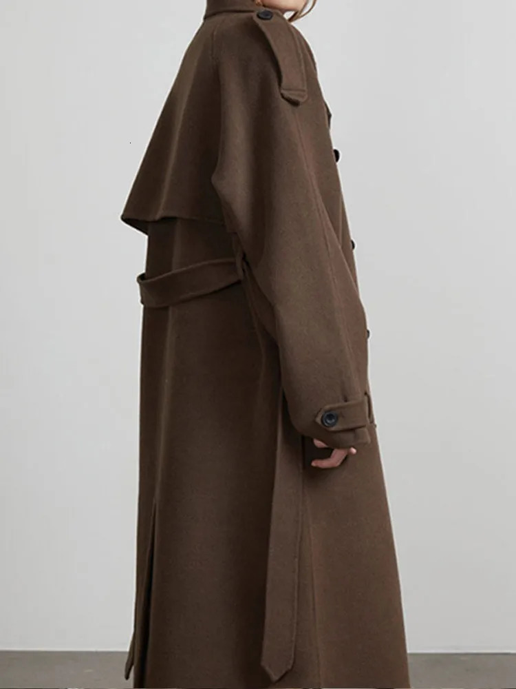 Elegant Brown Doublebreasted Woolen Overcoat With Belt Women Long Sleeve Loose Lapel Casual Coat Autumn Warm Commute Outwear 241217