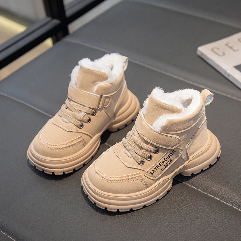 Boys Girls Sports Boots with Fur Kids Ankle Boots Warm for Winter Fashion Sweet Students Short Boots Non-slip Soft Sole 241219