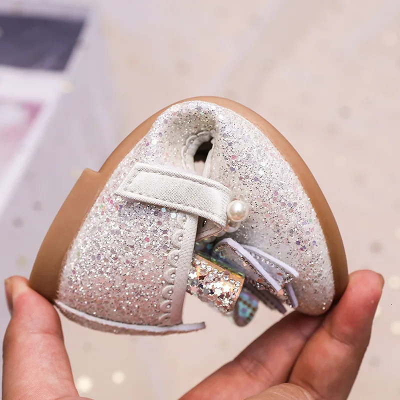 Fashion Crystal Sequins Bow Tie Kids Princess Dance Party Shoes Childrens Dresses Shoe 241219