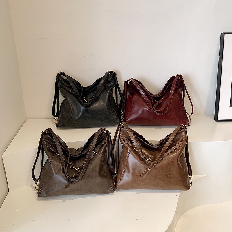 NEW hot 2025 free shipping designer bags Solid color high-capacity Comfortable Handheld for Ladies' daily versatility