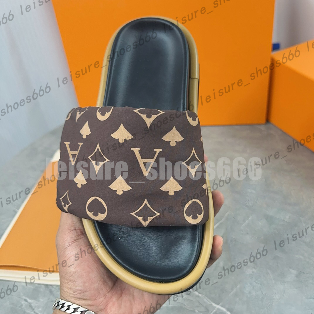 Designers Pool Pillow Mules Women Sandals Sunset Flat Comfort Mules Padded Front Strap Slippers Fashionable Easy-to-wear Style Slides