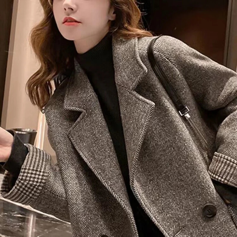 Fashionable British Wool Coat for Women in Autumn and Winter Casual Loose Collar Pocket Windproof Jacket 241219