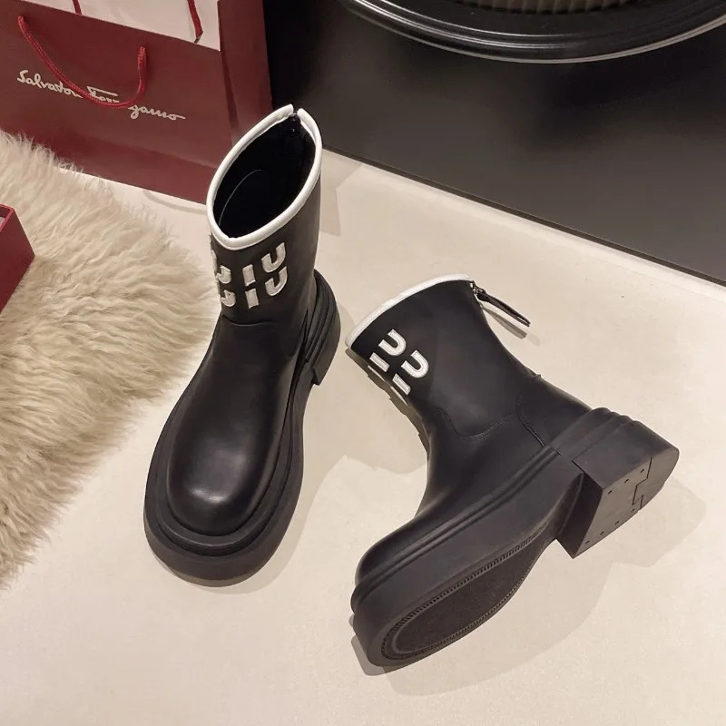 New women's leather thick sole knee high stretch 2025 autumn and winter new designer letter height motorcycle boots trendy motorcycle shoes