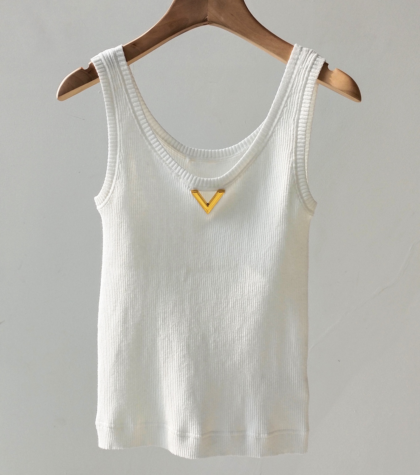 Women's Tanks & Camis Metal Hollow Out Cotton-Blend Tank Top Shorts Designer T Shirts Yoga Suit Knitted Fiess Sports Bra Mini Femme Cropped ;Ladi