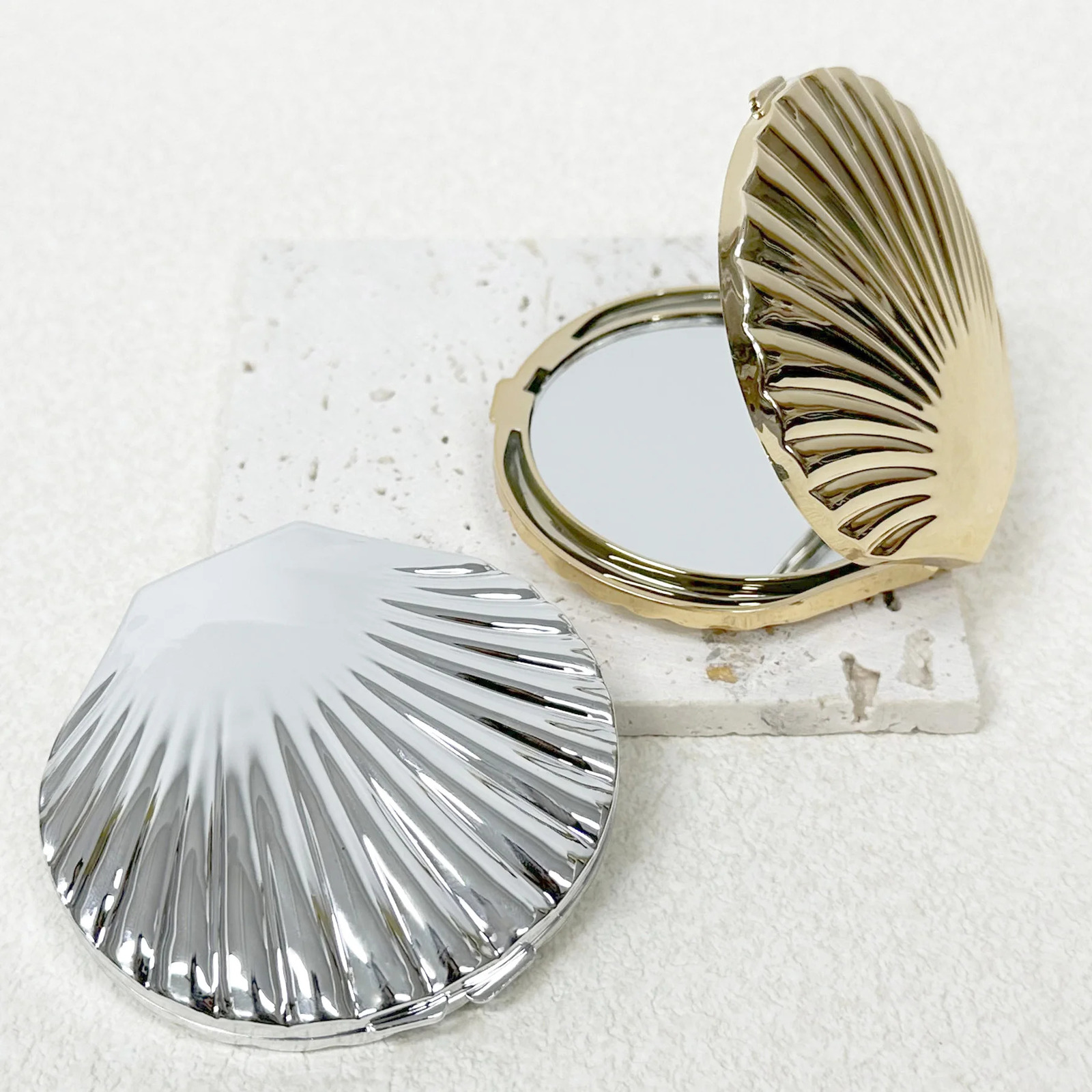 Shell shaped double-sided makeup mirror silver and gold shell mirror 1X/2X folding hand mirror 241211