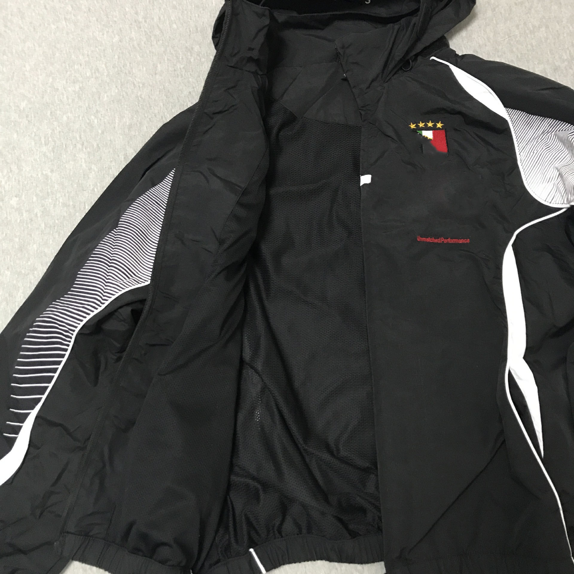 Men's Vintage Racing Tracksuit - Puffer Jacket & Drawstring Joggers - Embroidered Design