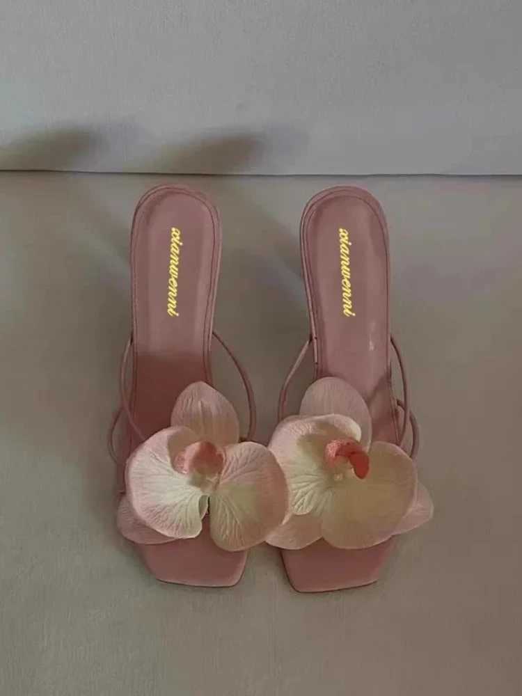 2024 Fi Shoes Fem New Elegant Flower Design Sandals Casual Fixed Outerwear High Heels Sandals Y241219
