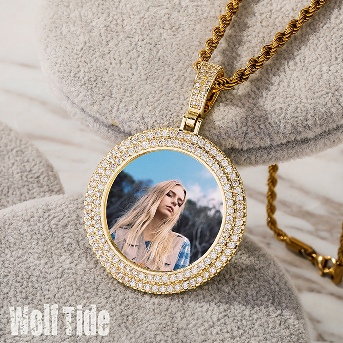 Fine Quality Custom Photo Round Pendant Necklace 18k Gold Iced Out Cubic Zirconia DIY Picture Frame Diamond Necklaces For Lovers Family Friends Memori
