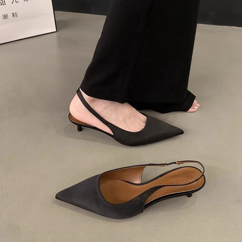SUOJIALUN 2024 Autumn Women Sandal Shoes Fashion Pointed Toe Shallow Slip On Slingback Shoes Thin Low Heel Pumps 241216