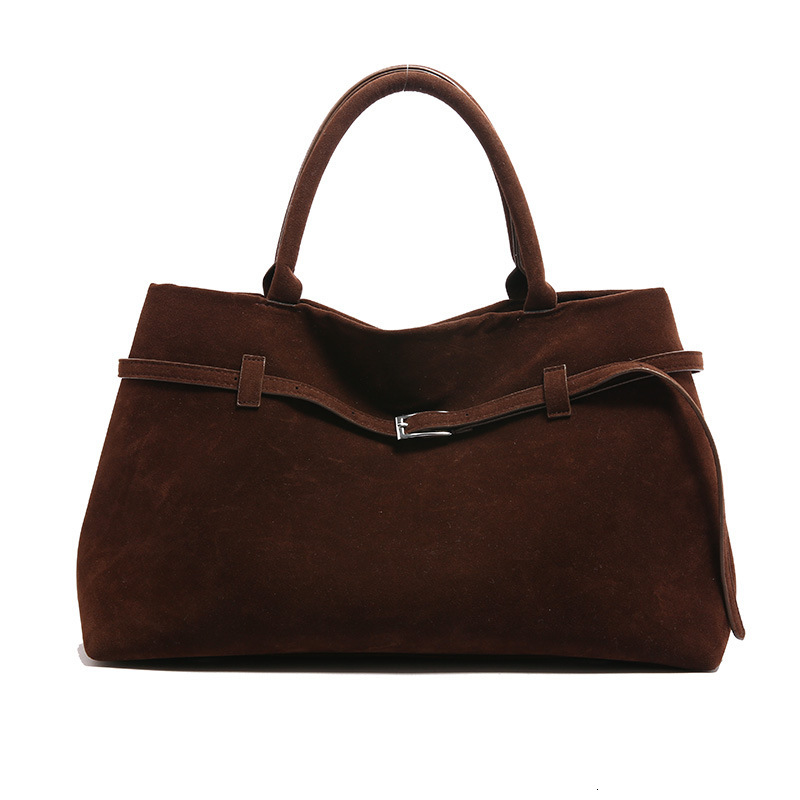 Women's Designer Tote Bags: Matte Leather Bag with Large Capacity - Big Shoulder Handbags for Shopping and Travel