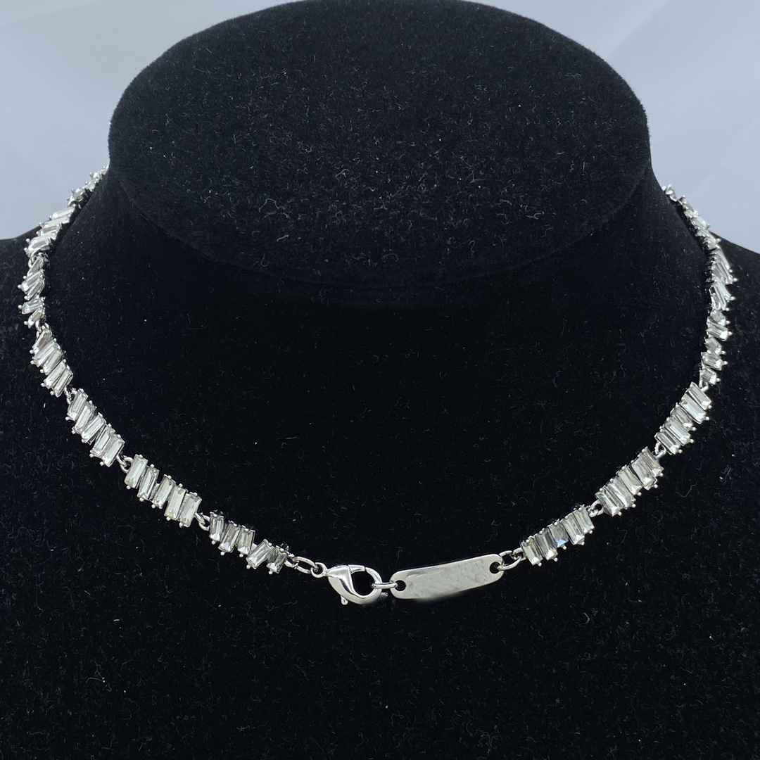 Pendant Necklaces Vivianness Designer Jewelry for women High Version Same Saturn Punk Rock style Royal Jewelrys Party Wedding 24s
