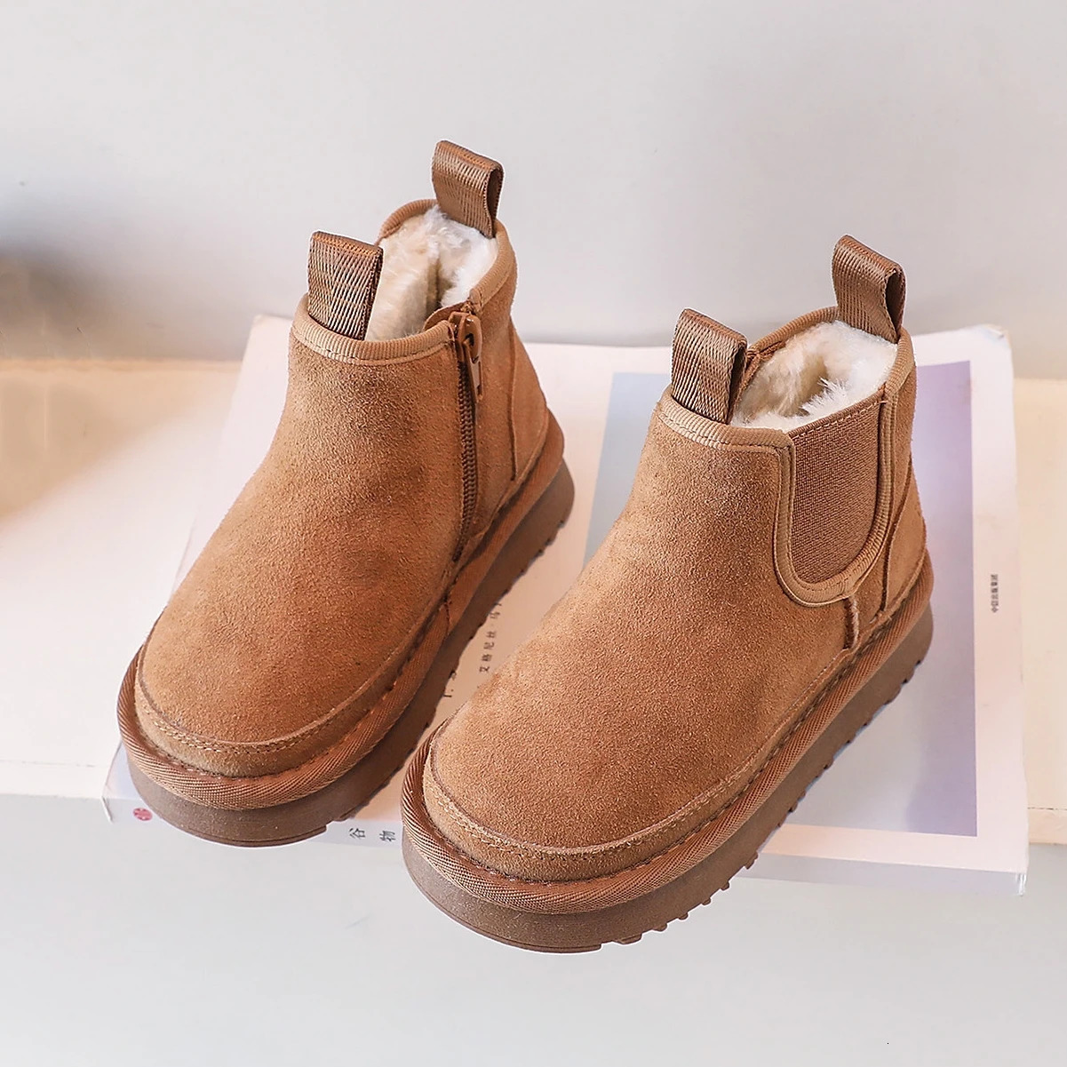 Kids Boots Boys Girls Thick Genuine Leather Warm Thicker Fur Children Winter Non-Slip Solid Zip Snow Boots Baby Suede Shoes 241219