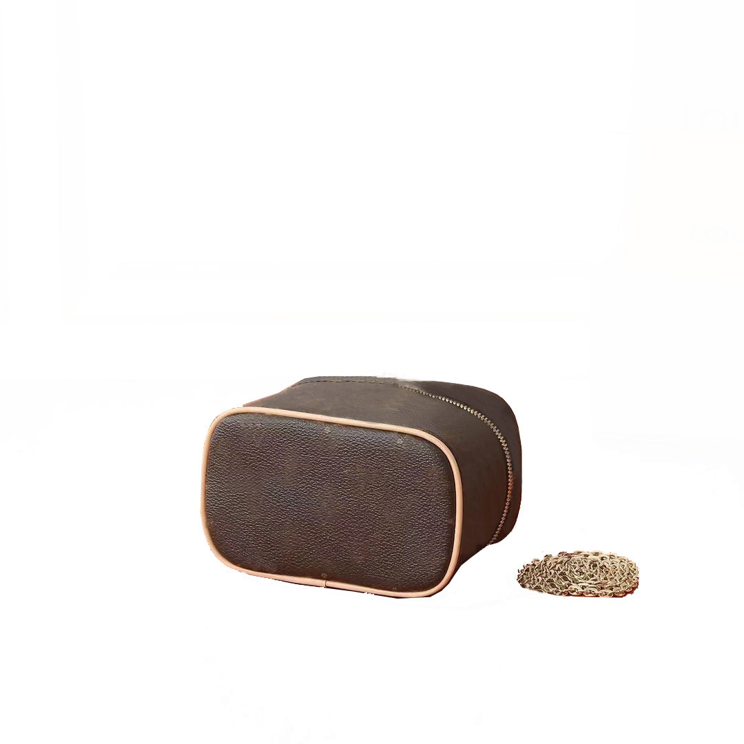 20241220 Designer bag handbag Fashion classic Courier bag Fashion makeup bag Toiletry bag