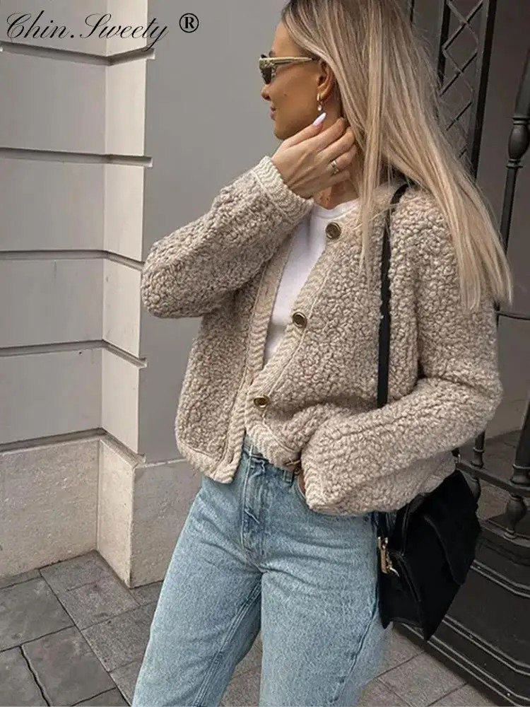 Lamb Wool Short Coats Women Autumn Fashion Single Breasted Long Sleeve Solid Jacket Elegant Lady O-neck Commuting Coat 241220