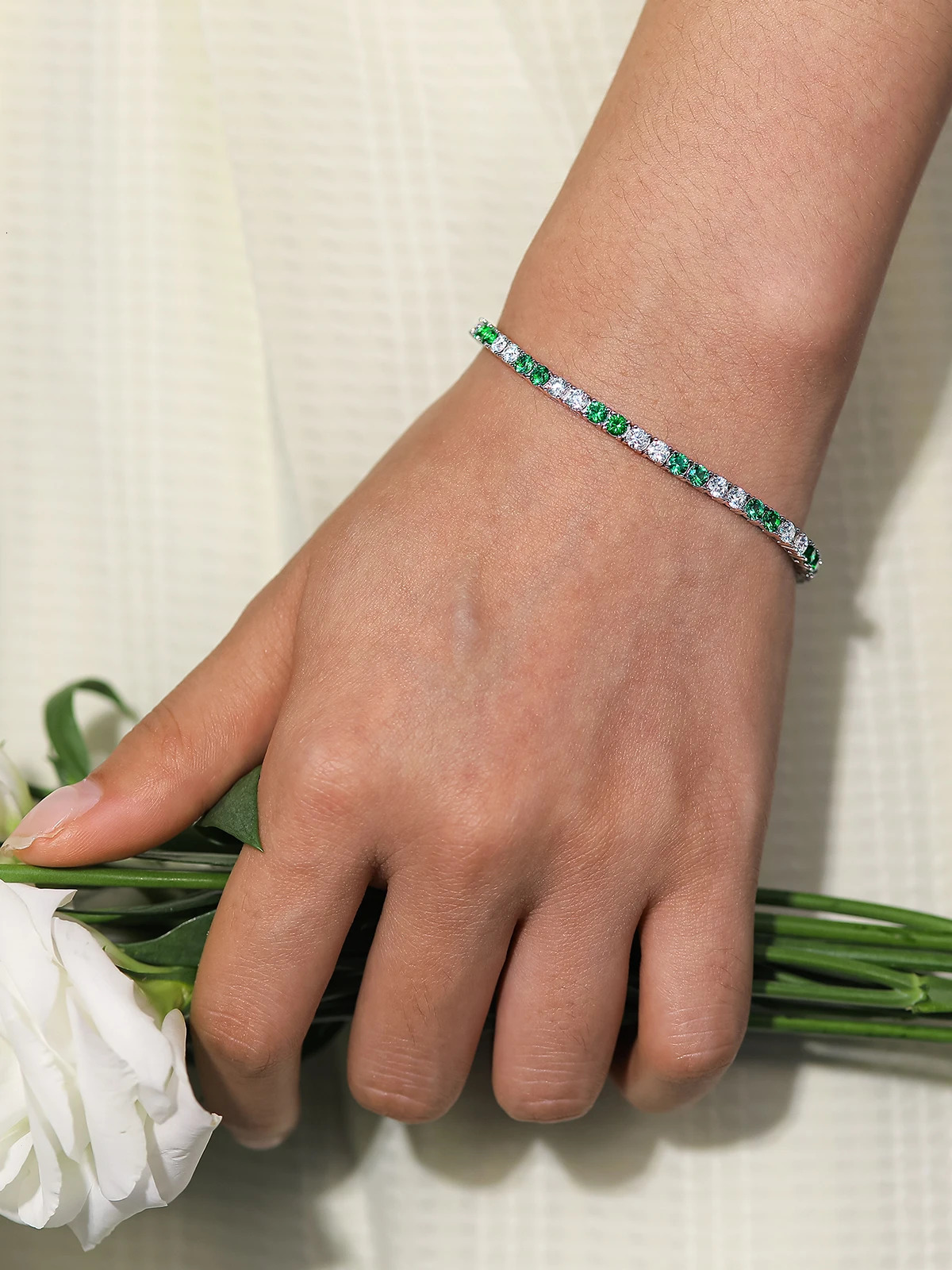 TYYL Full 3MM D Color Green White Lab Grown Emerald Tennis Bracelet for Men Women S925 Silver All Diamond Link Bangle 241214