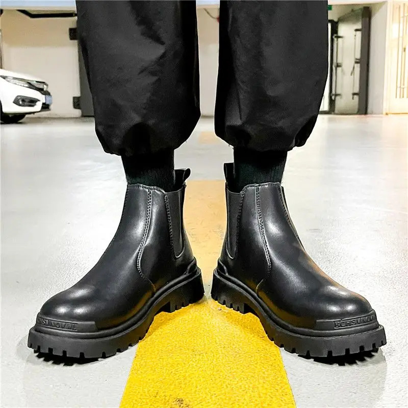 Lightweight Trendy 2025 Boots For Men Platform Man Shoes Low Price Original Deals Cheap Fashion New Footwear Casual Offer Y2k