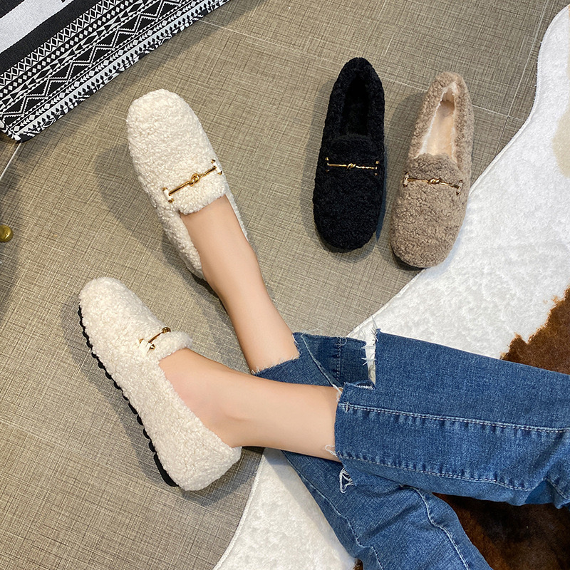 2025 new Metal fur Woman bd841 decoration flats winter cotton shoes women fleeces loafers plus size 34-43 cozy warm furry lambswool moccasins ry