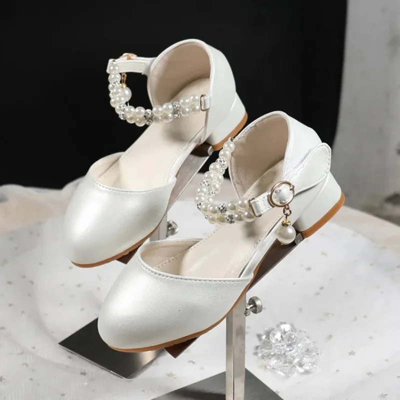 Girls Shoes Fashion Childrens Pearls princess Sandals Bling Summer Sandals Toddler party Breathable Kids Shoes 241219