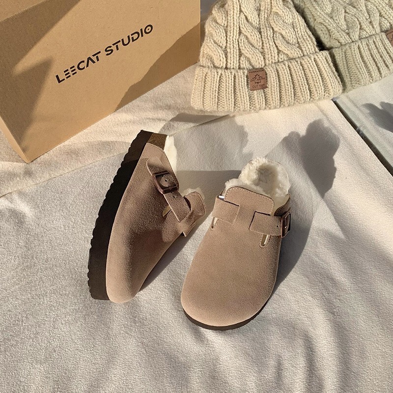 2025s Designer Autumn/Winter New Thick Bottom Shoes Women Plush Hairy Outer Wear Baotou Boken hot Height Increasing Half Slippers