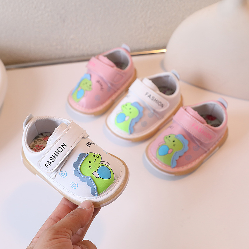 Newborn Baby Squeaky Shoes Soft Non-slip Infant Toddler Leather Littlesprouts First Walkers Autumn Spring Little Kids Shoes Sizes 15 - 19