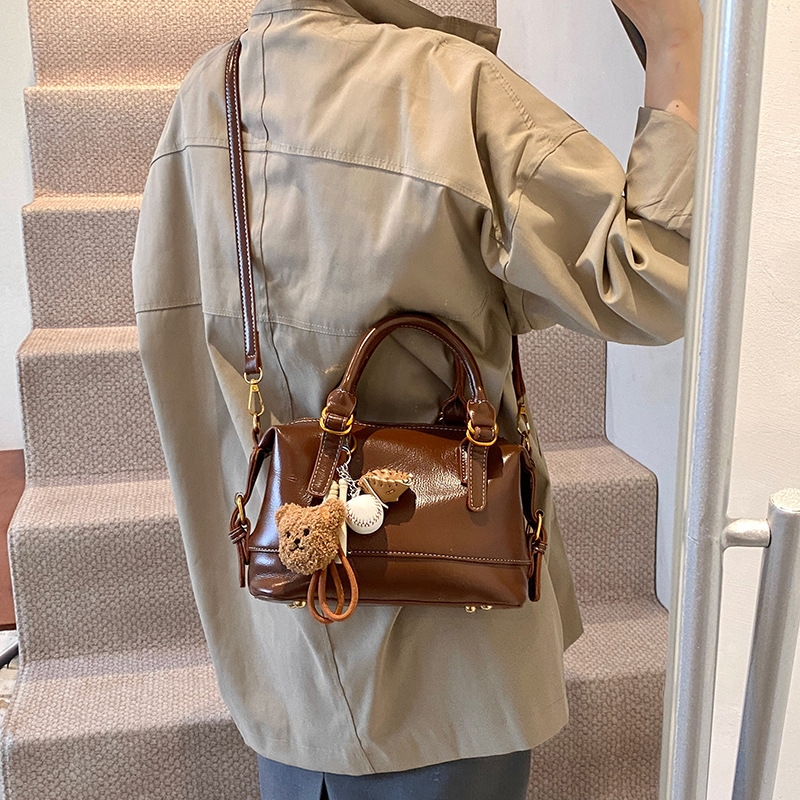 Free Shipping 2025 New Style Free Shipping Designer Solid Color Single Shoulder Diagonal Span Women Wear For Womens Daily Bags Designer Bag Luxury Bag