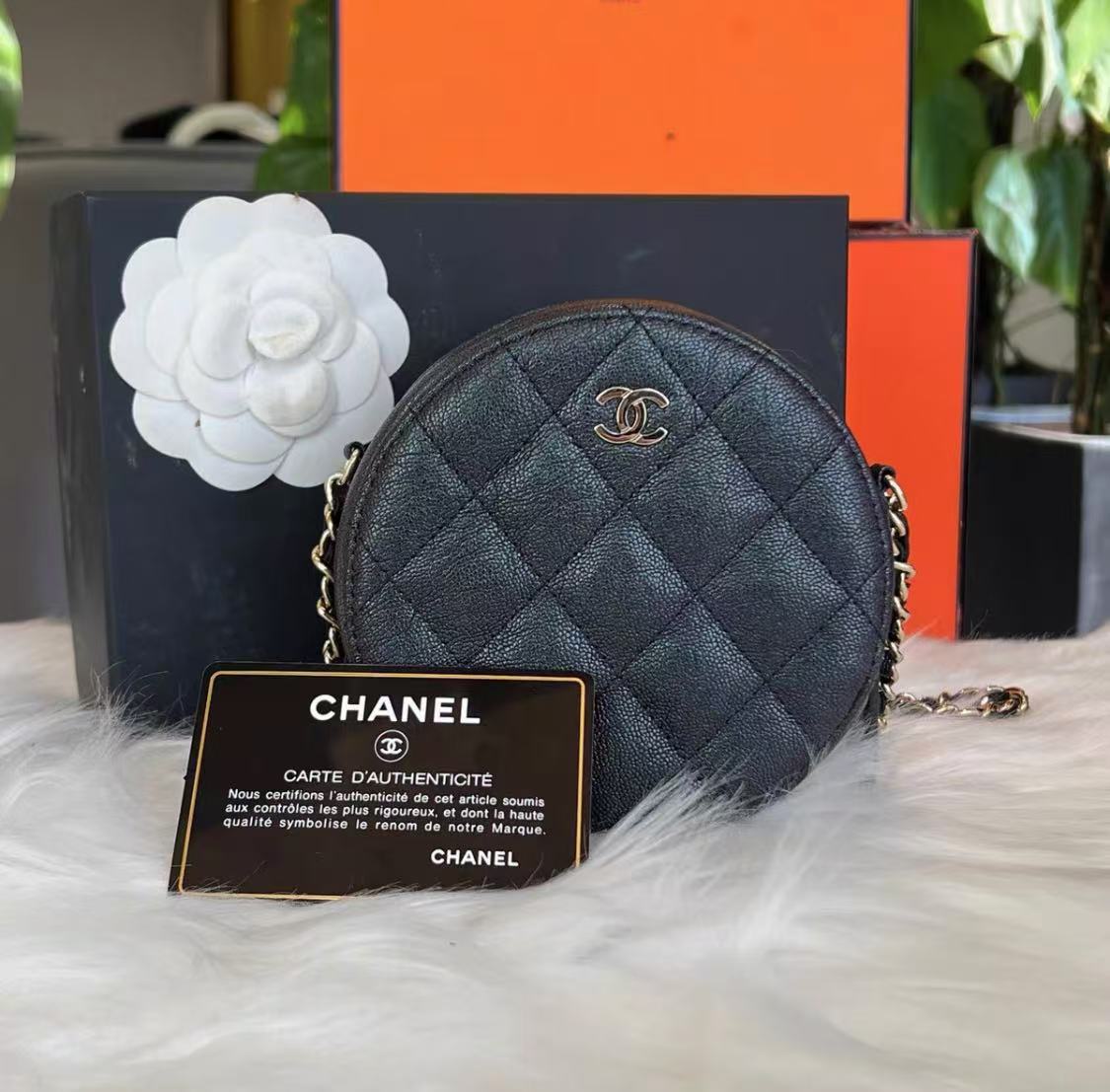 Designer Bags Top new shoulder bag Leading the way Clear lines Italian leather Handmade gifts preferred Free delivery AAAAA+