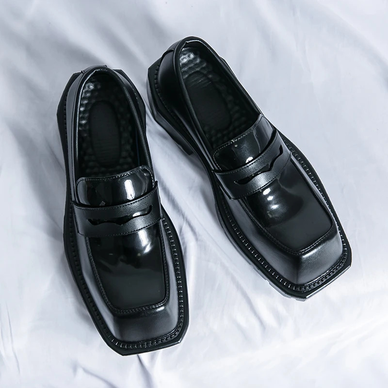 Fashion Retro Square-toe Mens Derby Shoes Thick Sole Slip-on Patent Leather Original Leather Shoes Stylist Mens Shoes 241220
