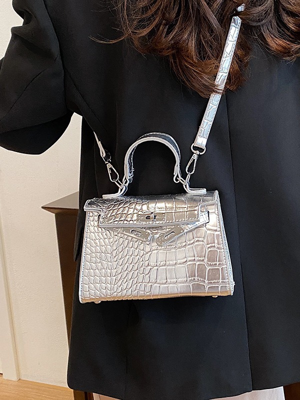 Hot new free shipping designer bags for womens black green sliver gold white Fashionable hand-held small square bag single shoulder crossbody bag