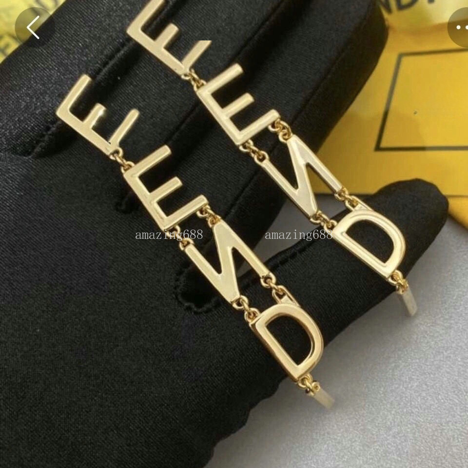 Designer Earrings Classic 18K Gold Letter Dangle Earrings Women Brand Pearl Diamond Earring Party Lovers Gift