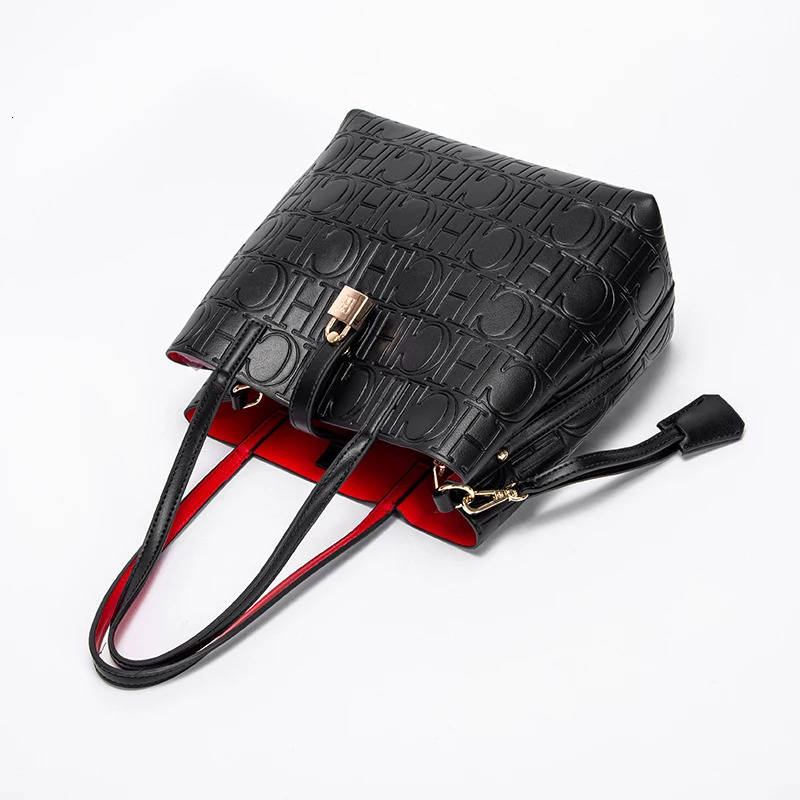 Women's Leather Casual Designer Shoulder Bag Fashionable Versatile Niche Design