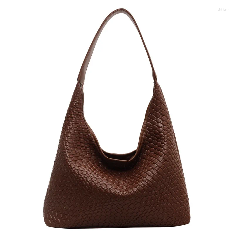 Free Shipping Totes Large Capacity Women's 2024 Fashionable Versatile Texture Shoulder For Autumn And Winter Commuting Designer Bag Luxury Bag To
