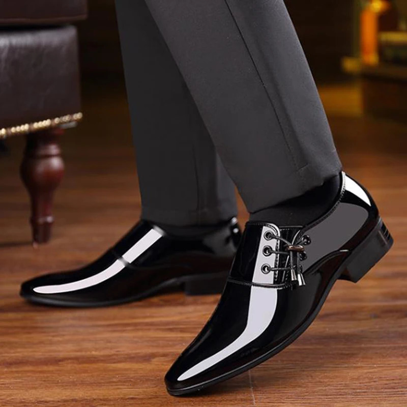 Mens Casual Leather Shoes Bright Casual Mens Dress Shoes Men Business Dress Leather Shoes Pointed Toe Slip-On Men Wedding Shoe 241220