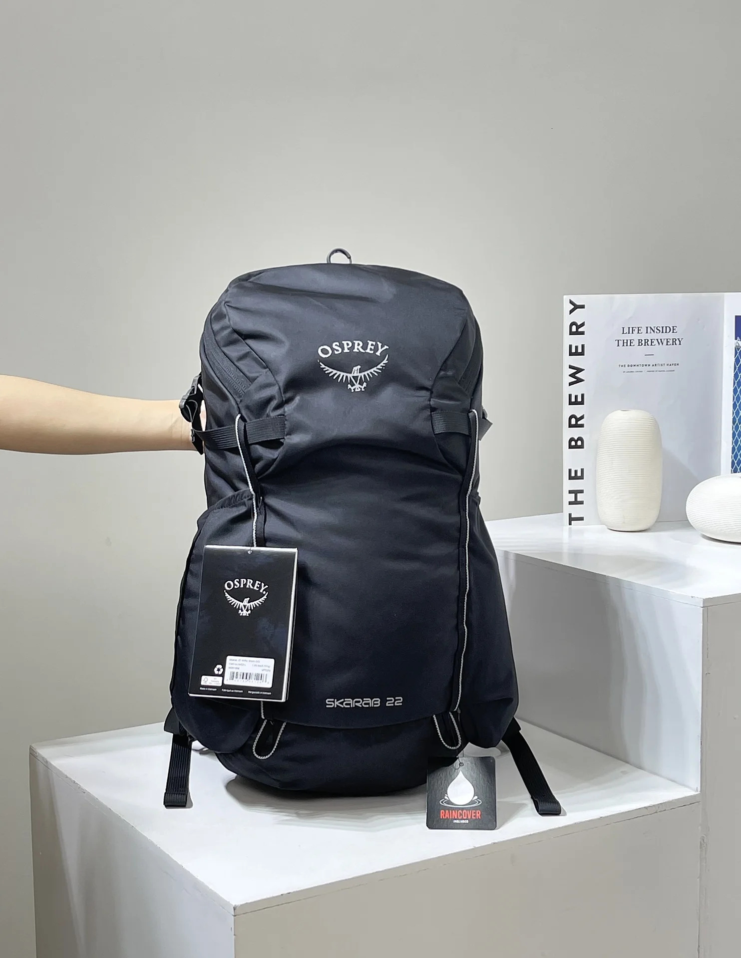 Outdoor Bag Men's & Women's 22L Hiking Camping Backpack 30L Waterproof