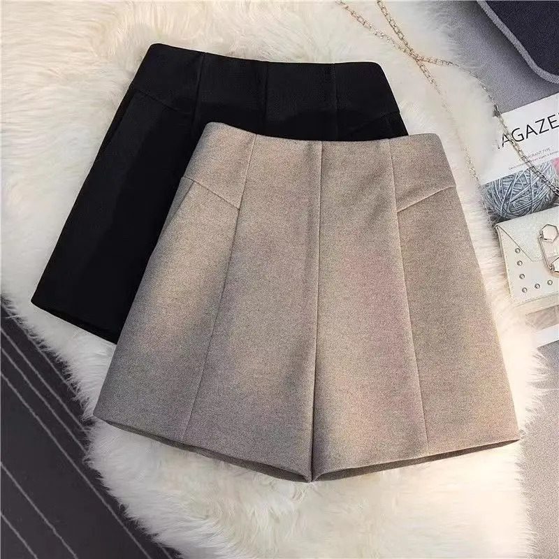 Short Pants Thicked Warm Woolen Shorts Women Autumn-Winter High Waist All-match Bottoms Fashion Loose Black Wide Leg M39 241216