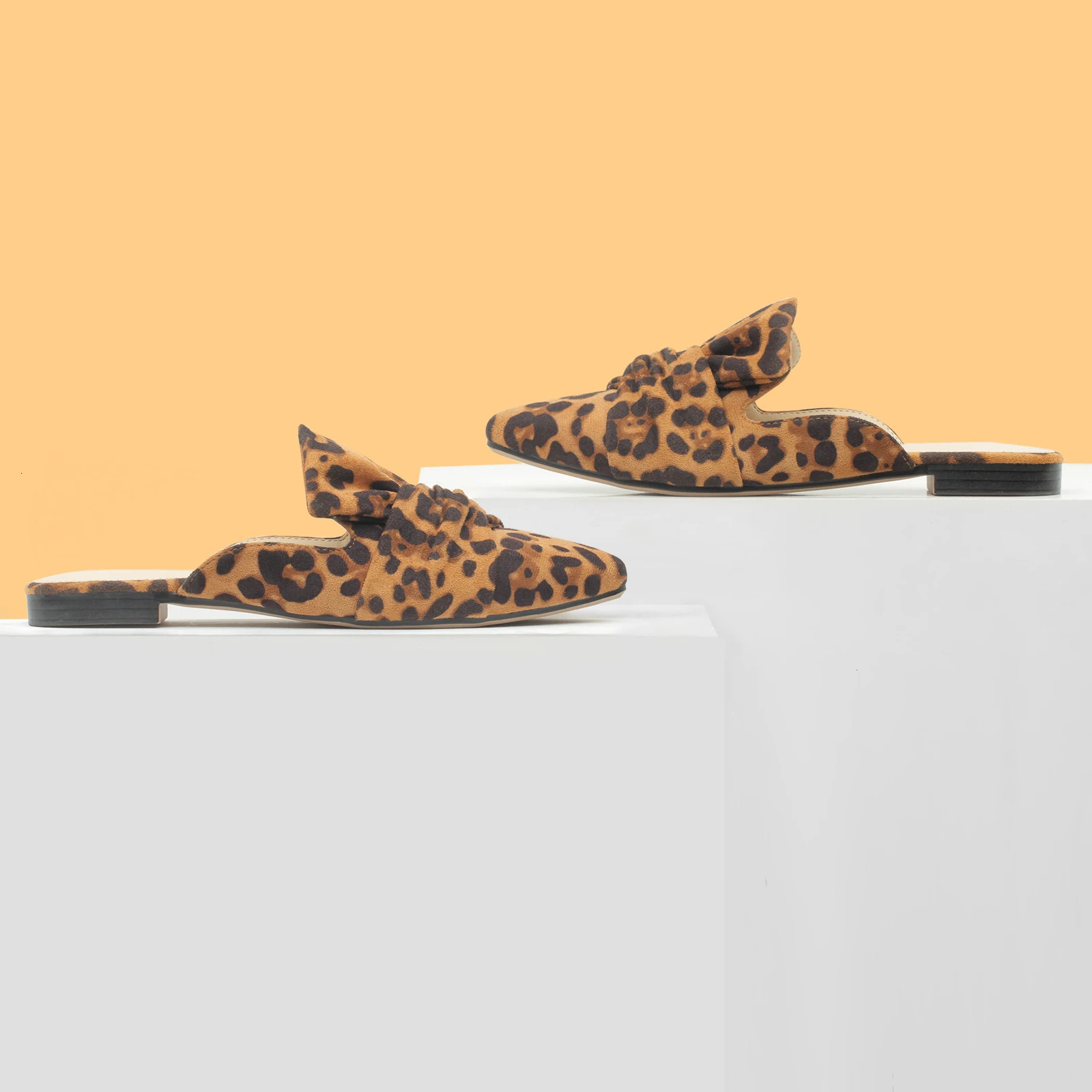 Mules Slip On Comfortable Pointed Toe Mules for Women Flats with Knot Closed Pointed Toe Slip on Loafers Slides Backless Mules 241220
